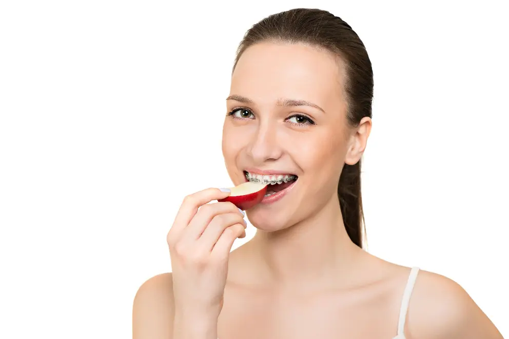 What Happens If You Eat with Your Invisalign Aligners On?