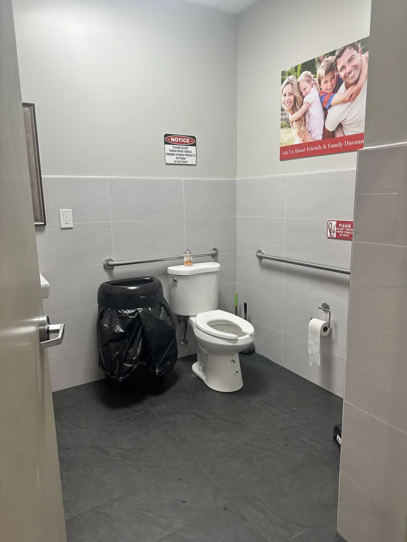 Relax & Refresh: Our Comfortable Bathroom